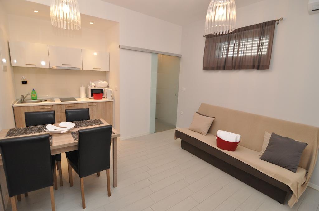 Zadar Street Apartments And Room Екстер'єр фото